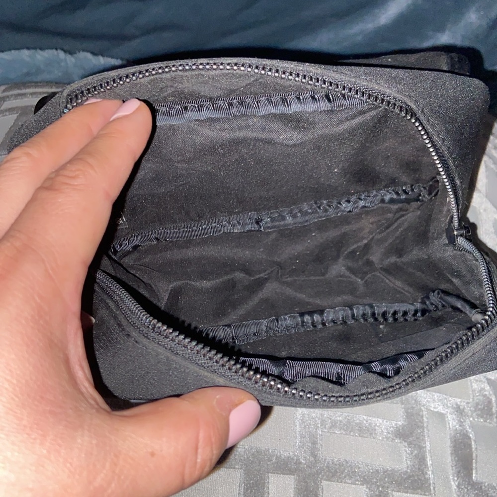 BURBERRY MAKEUP-TRAVEL BAG - Picture 4 of 7